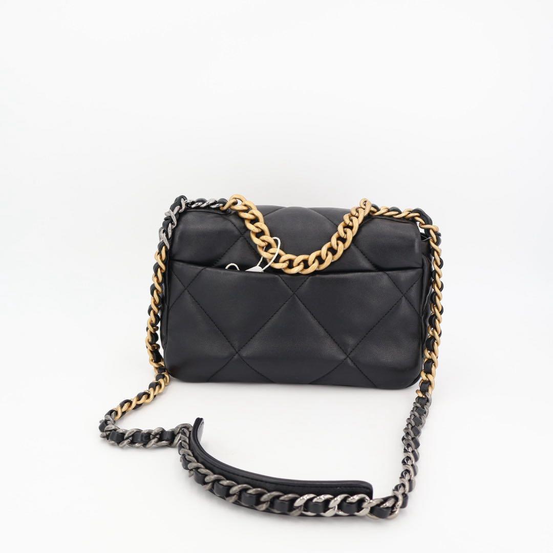 シャネル CHANEL 19 レザー チェーンショルダーバッグ