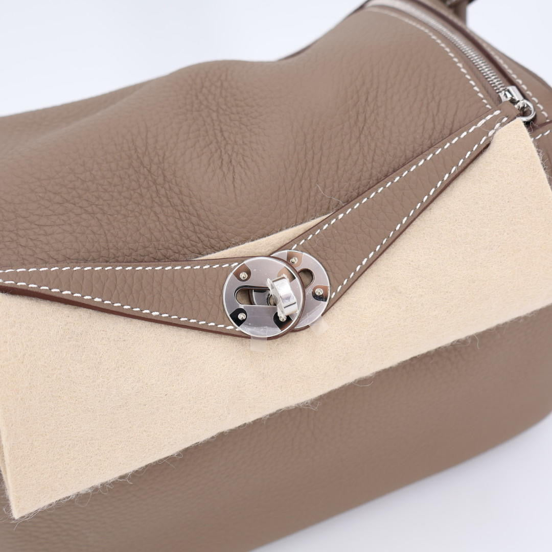 エルメス HERMES リンディ 26 エトゥープ トリヨンクレマンス シルバー金具