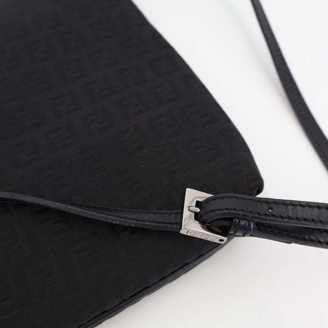 フェンディ FENDI Zucchino ズッキーノ Messenger Shoulder Bag メッセンジャー ショルダーバッグ 8BT075