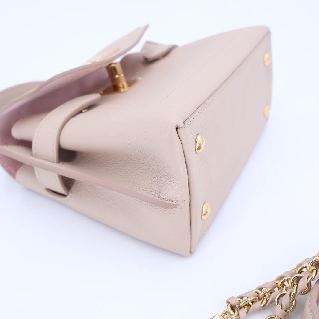 ルイヴィトン LOUIS VUITTON ハンドバッグ Louis Vuitton ロックミー・エヴァー ミニバッグ M21052レディース グレージュ 美品