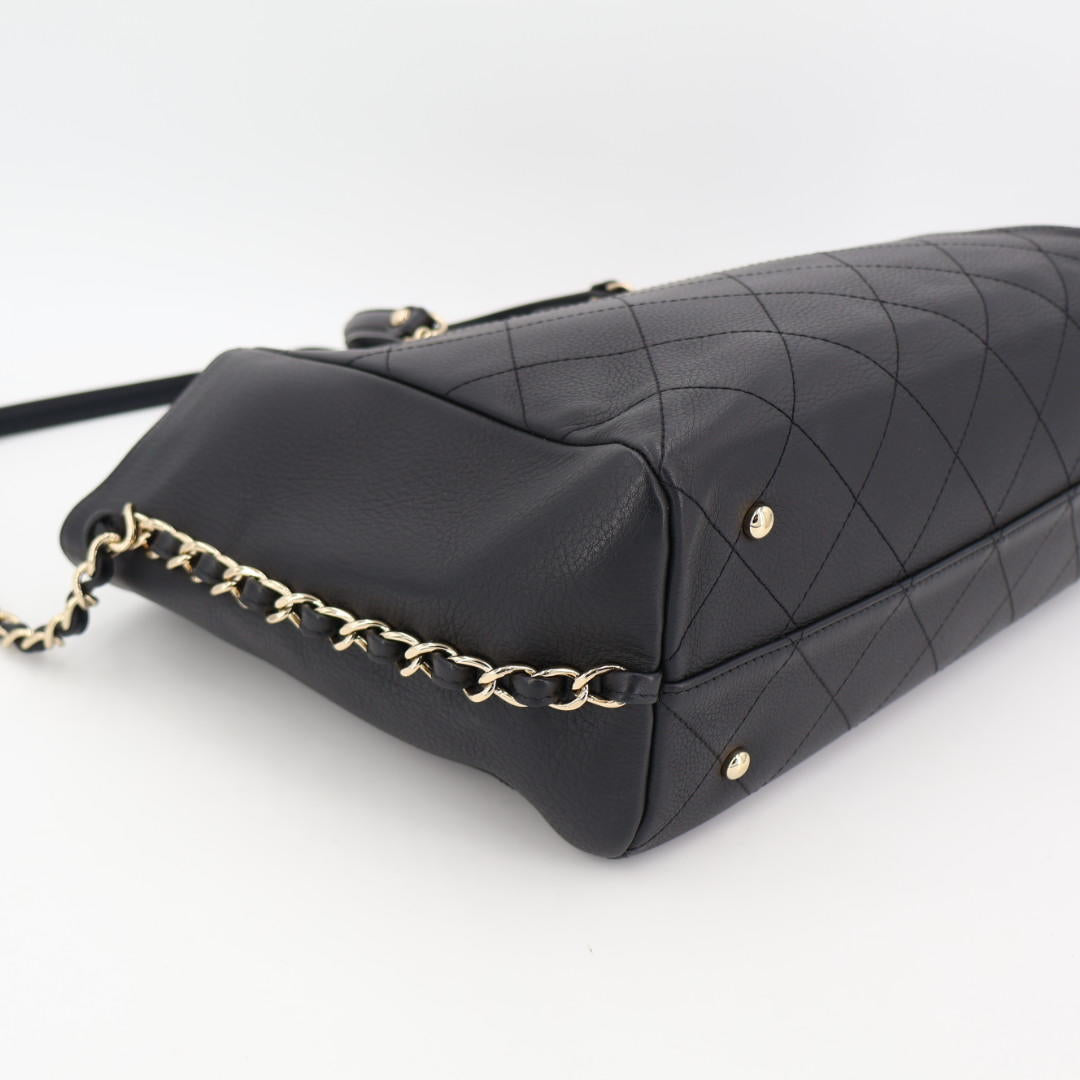 シャネル CHANEL ショッピングバッグ 2way チェーンショルダーバッグ バッグ レディース ブルスキン ブラック × ゴールド金具