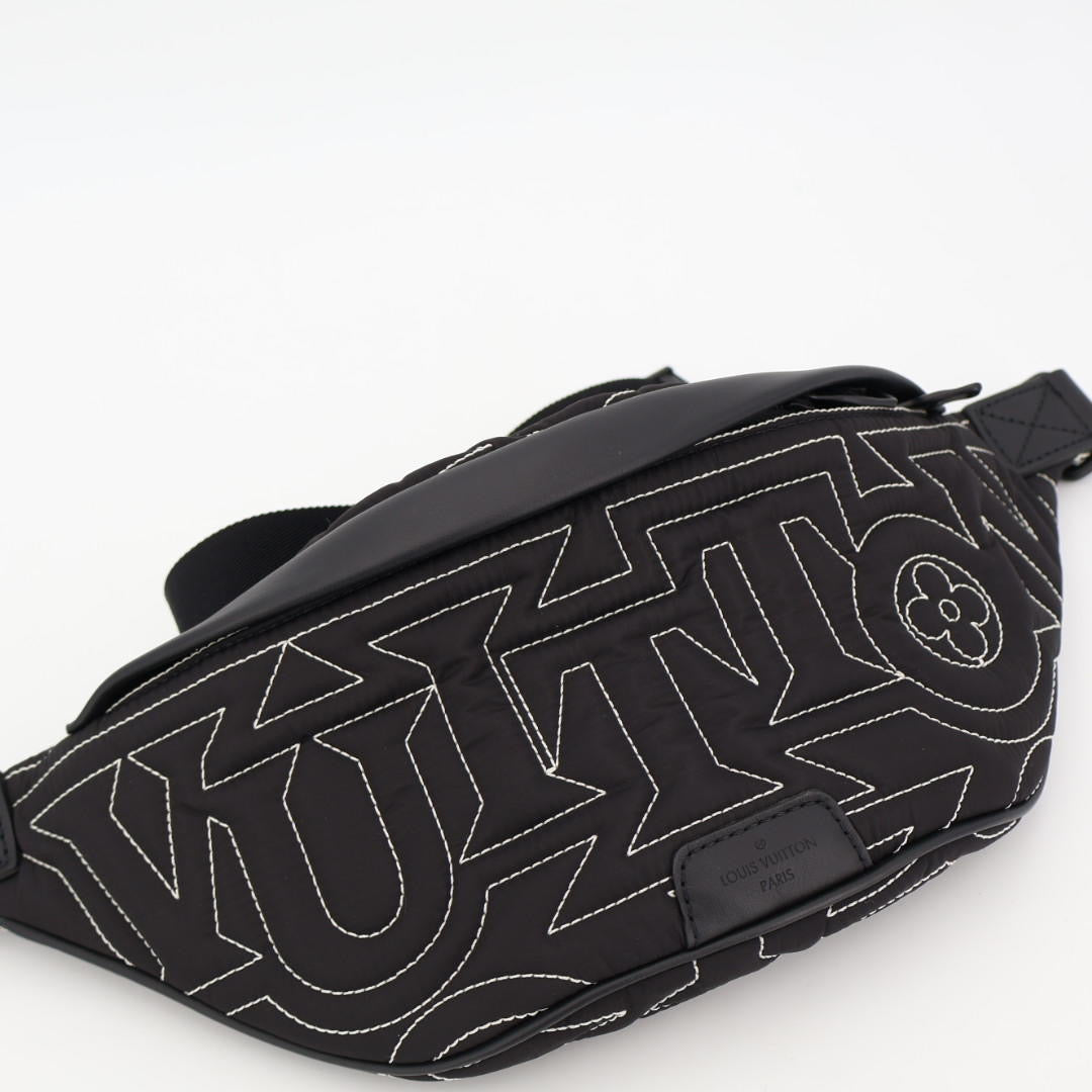 ルイ ヴィトン LOUIS VUITTON LVスノー ディスカバリー バムバッグ ボディ バッグ ナイロン ブラック M21427 RFID 美品