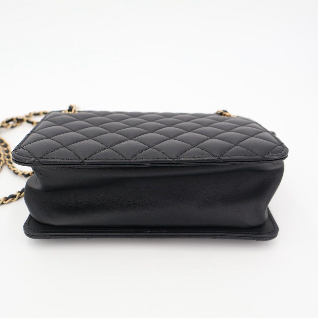 シャネル CHANEL ショルダーバッグ マトラッセ