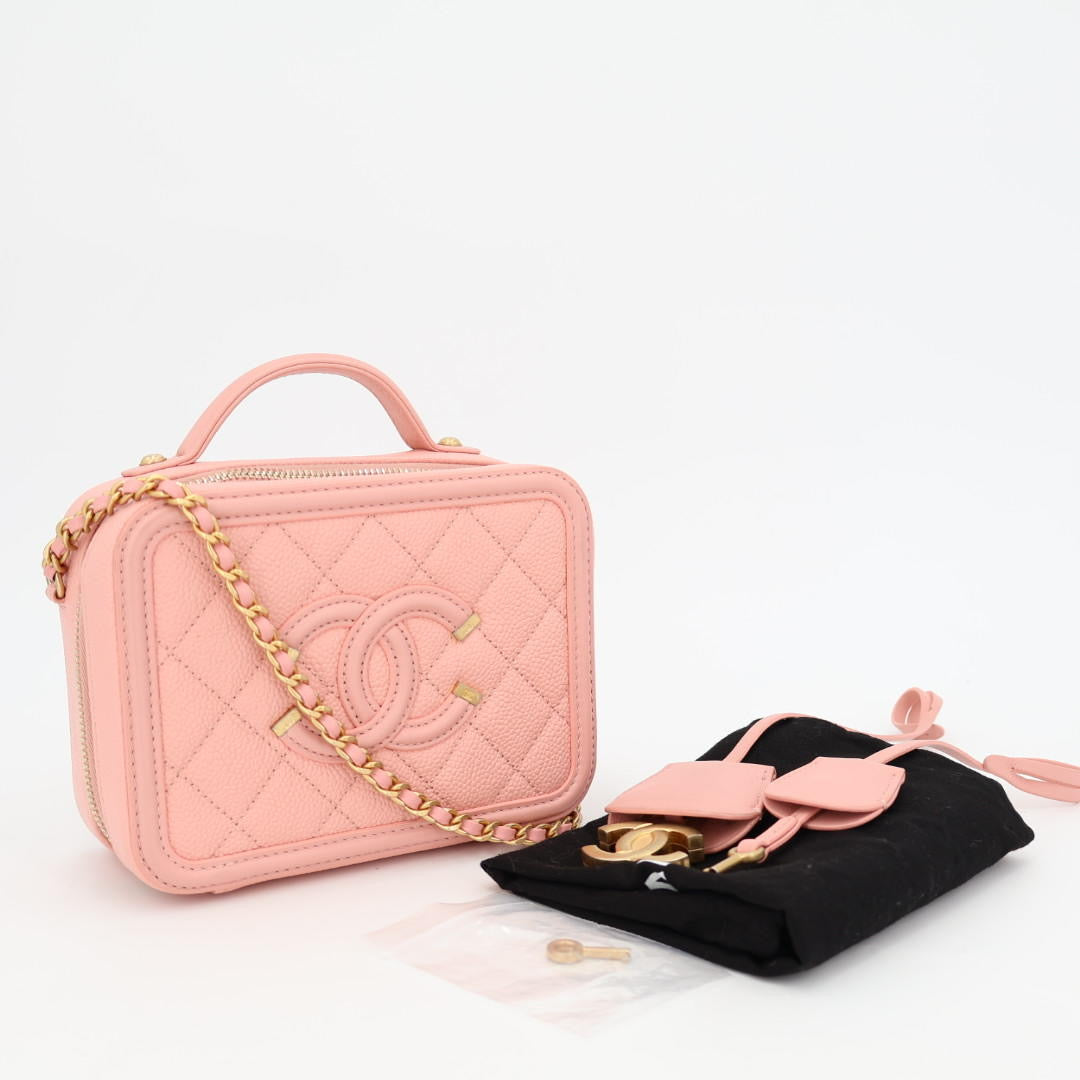 シャネル CHANEL CCフィリグリーヴァニティーケース