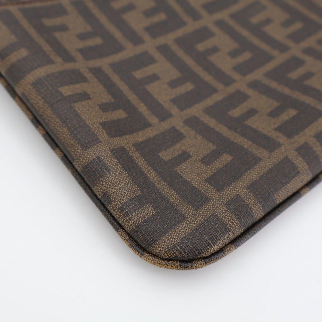 フェンディ FENDI ズッカ柄 ショルダーバッグ