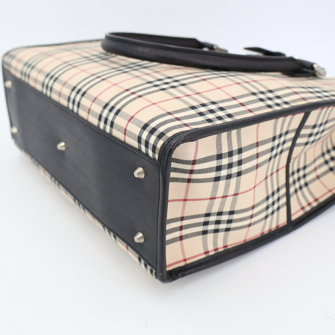 バーバリー BURBERRY ノバチェック トートバッグ ハンドバッグ キャンバス 型押しレザー ベージュ 赤 レッド ブラック 黒 ホワイト 白