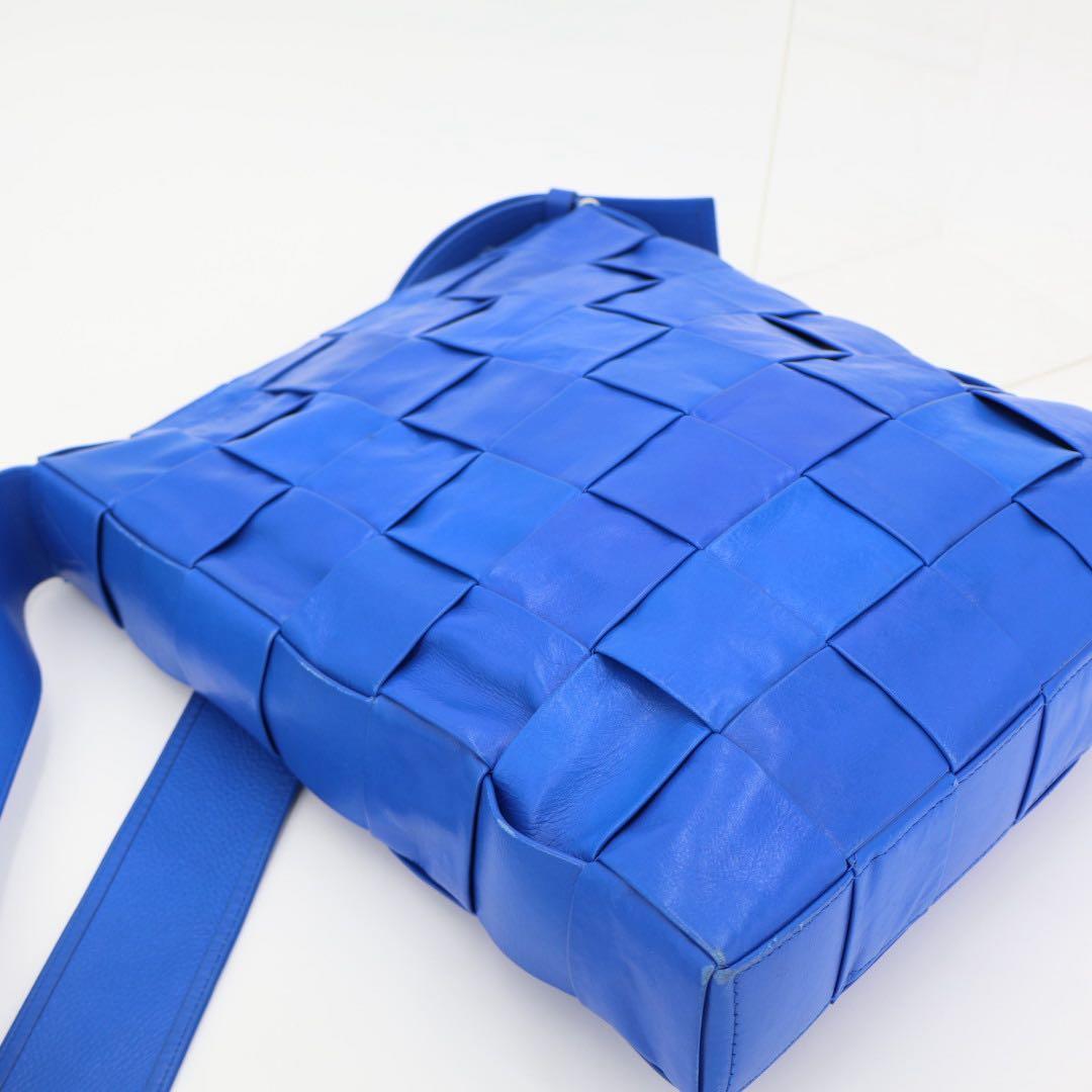 ボッテガ・ヴェネタ Bottega Veneta カセット レディース,メンズ レザー ショルダーバッグ