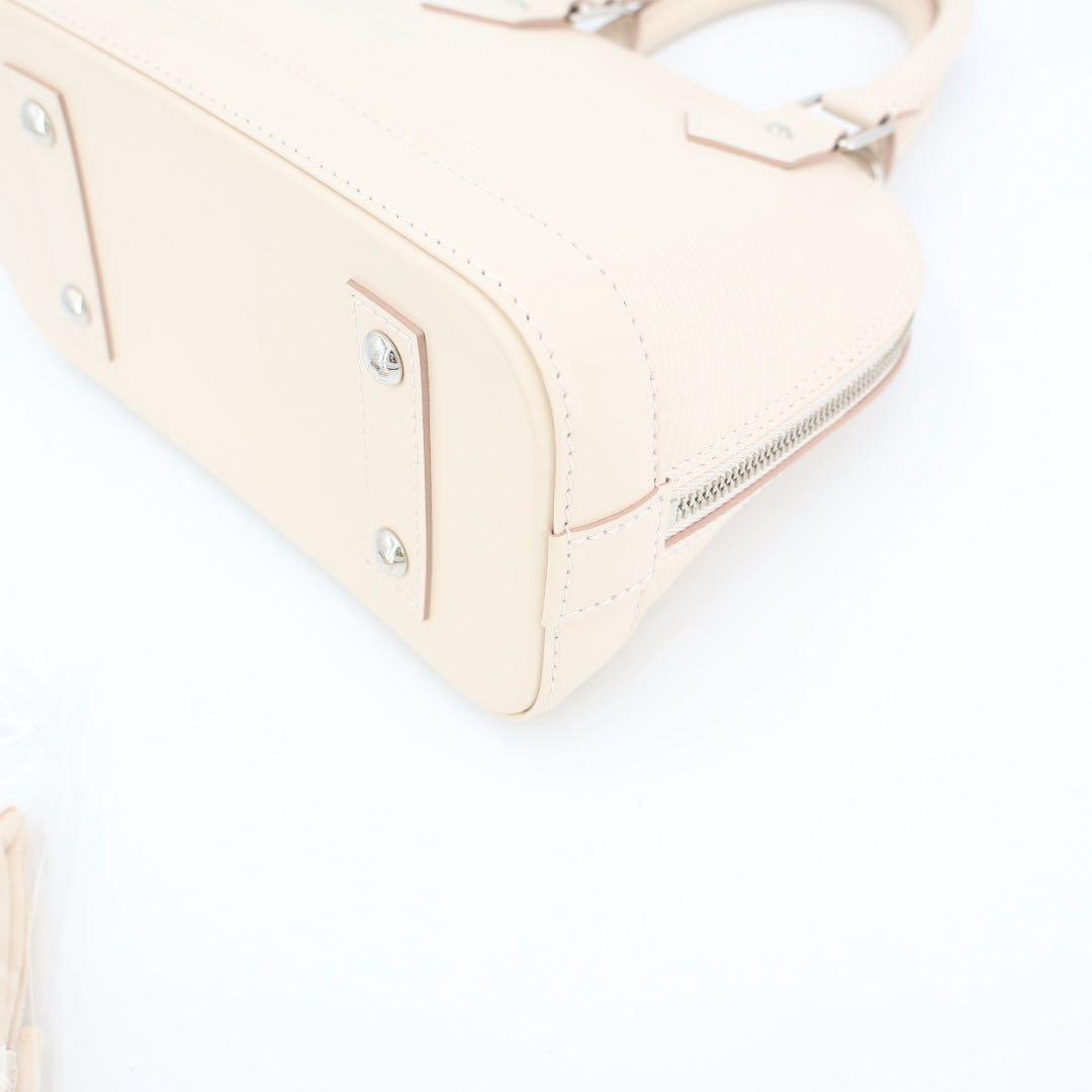 ルイ・ヴィトン LOUIS VUITTON レディース エピ アルマ BB ホワイト ハンドバッグ 美品