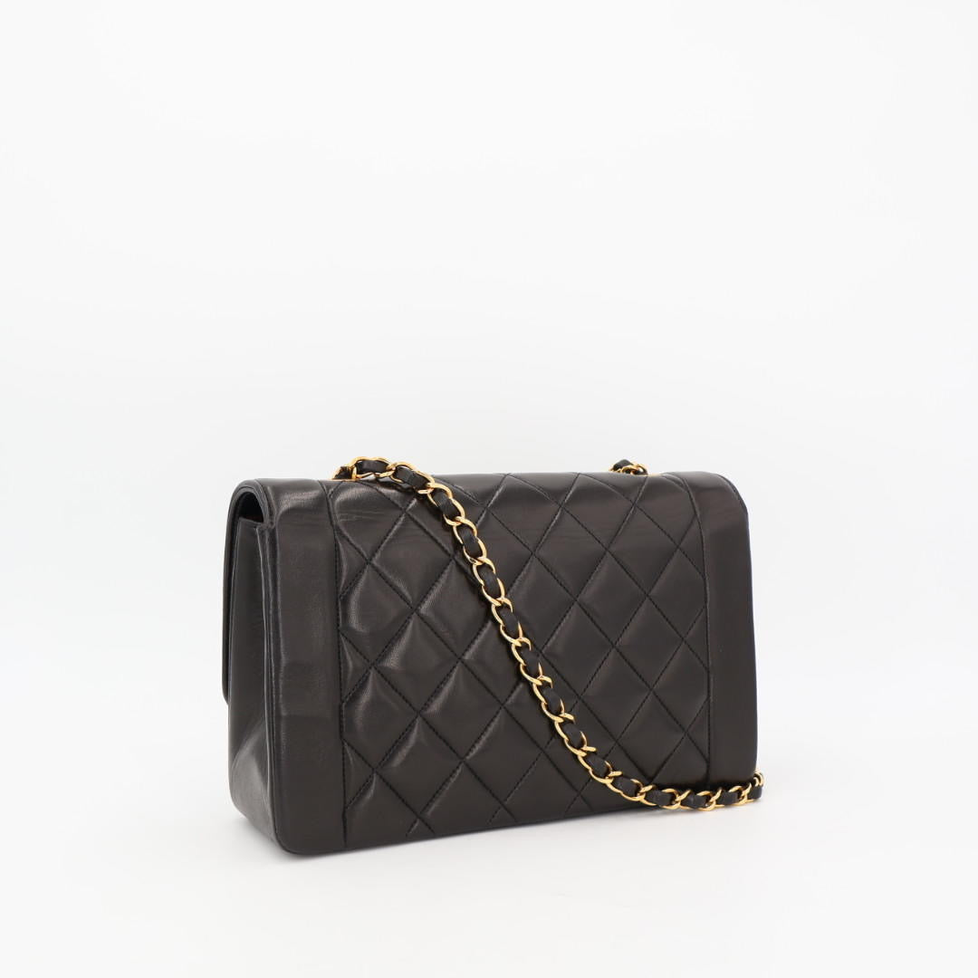 シャネル CHANEL マトラッセダイアナチェーンショルダーバッグ ショルダーバッグ ブラック ラムスキン