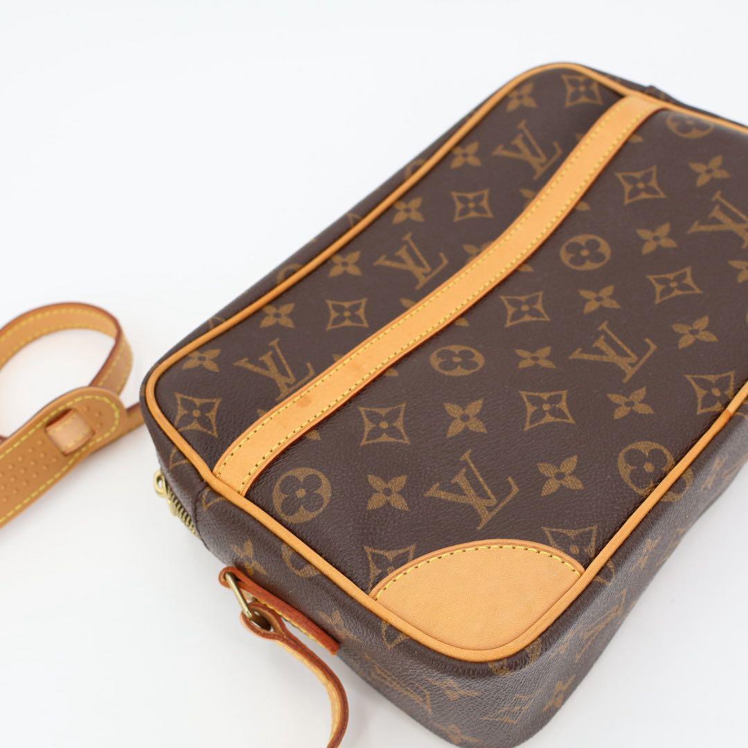 ルイ・ヴィトン LOUIS VUITTON モノグラム トロカデロ27 ショルダーバッグ
