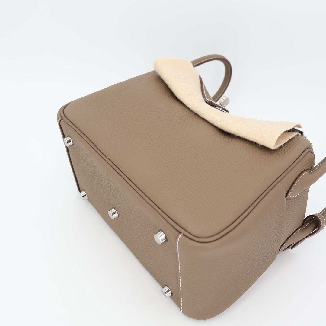 エルメス HERMES リンディ 26 エトゥープ トリヨンクレマンス シルバー金具