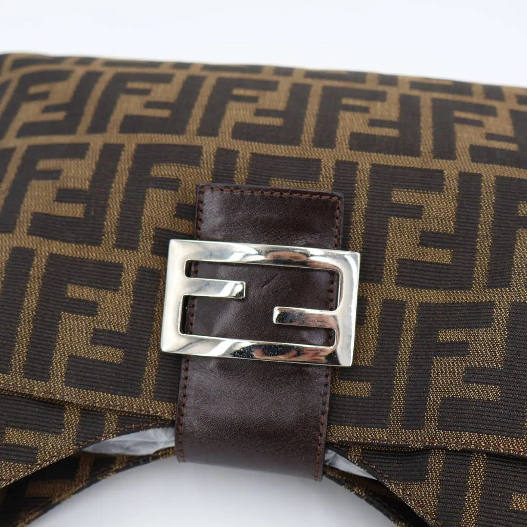 フェンディ FENDI ズッカ柄 セミショルダーバッグ