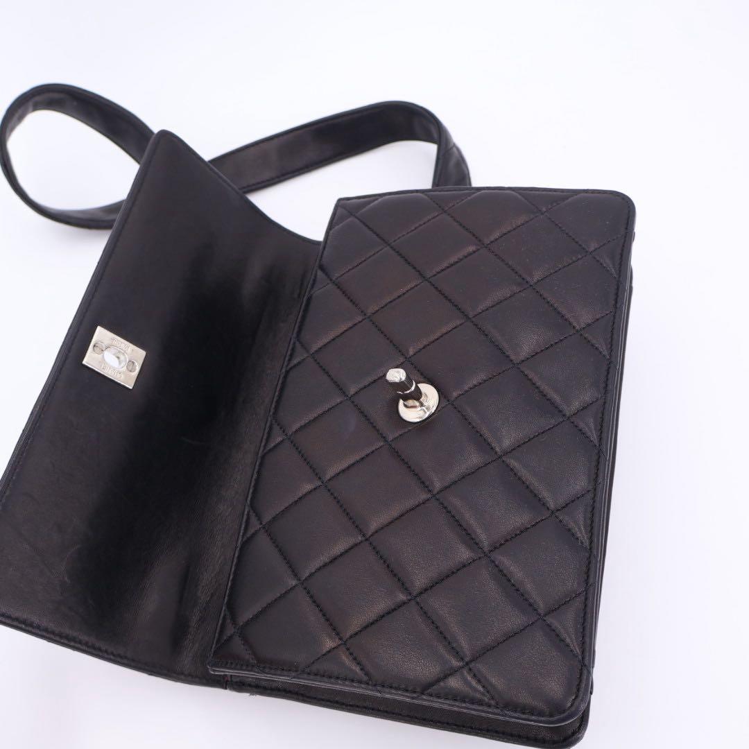シャネル CHANEL ショルダーバッグ