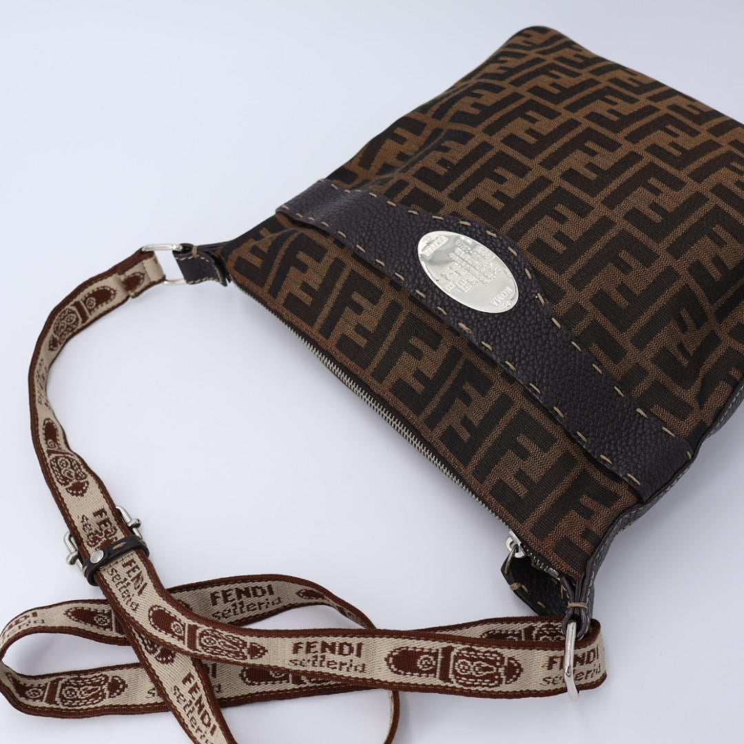 フェンディ Fendi ズッカ セレリア レディース ショルダーバッグ