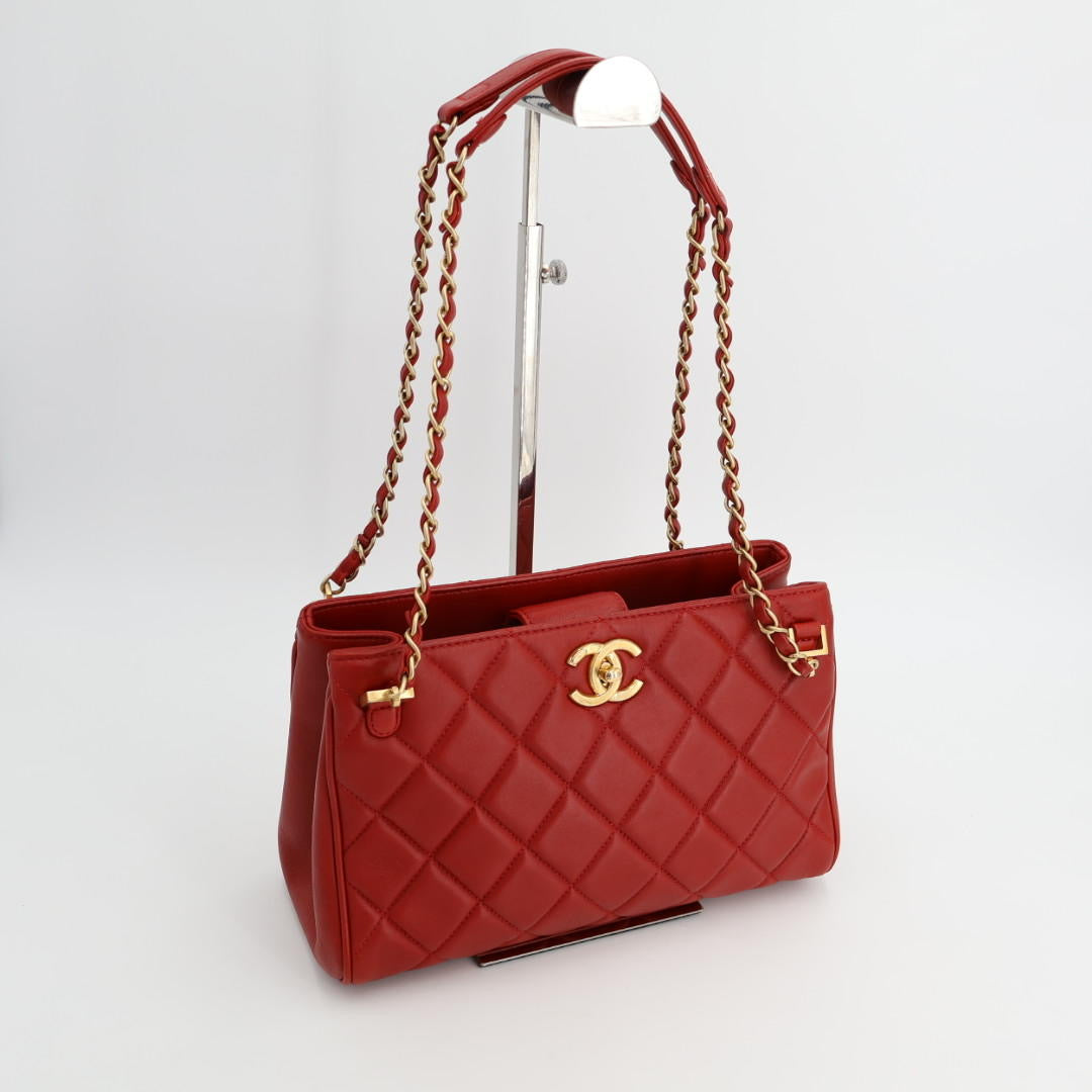 CHANEL シャネル マトラッセ デカココ ターンロック