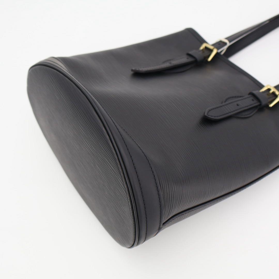 ルイヴィトン LOUIS VUITTON エピ バケットPM・ショルダーバッグ