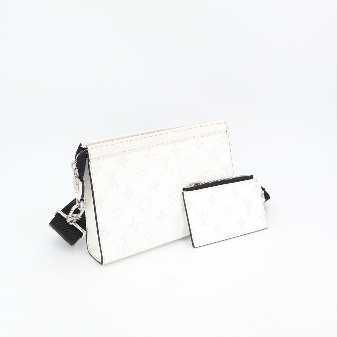 ルイ・ヴィトン LOUIS VUITTON ショルダーバッグ タイガラマ ガストン・ウェアラブル ウォレット M30935