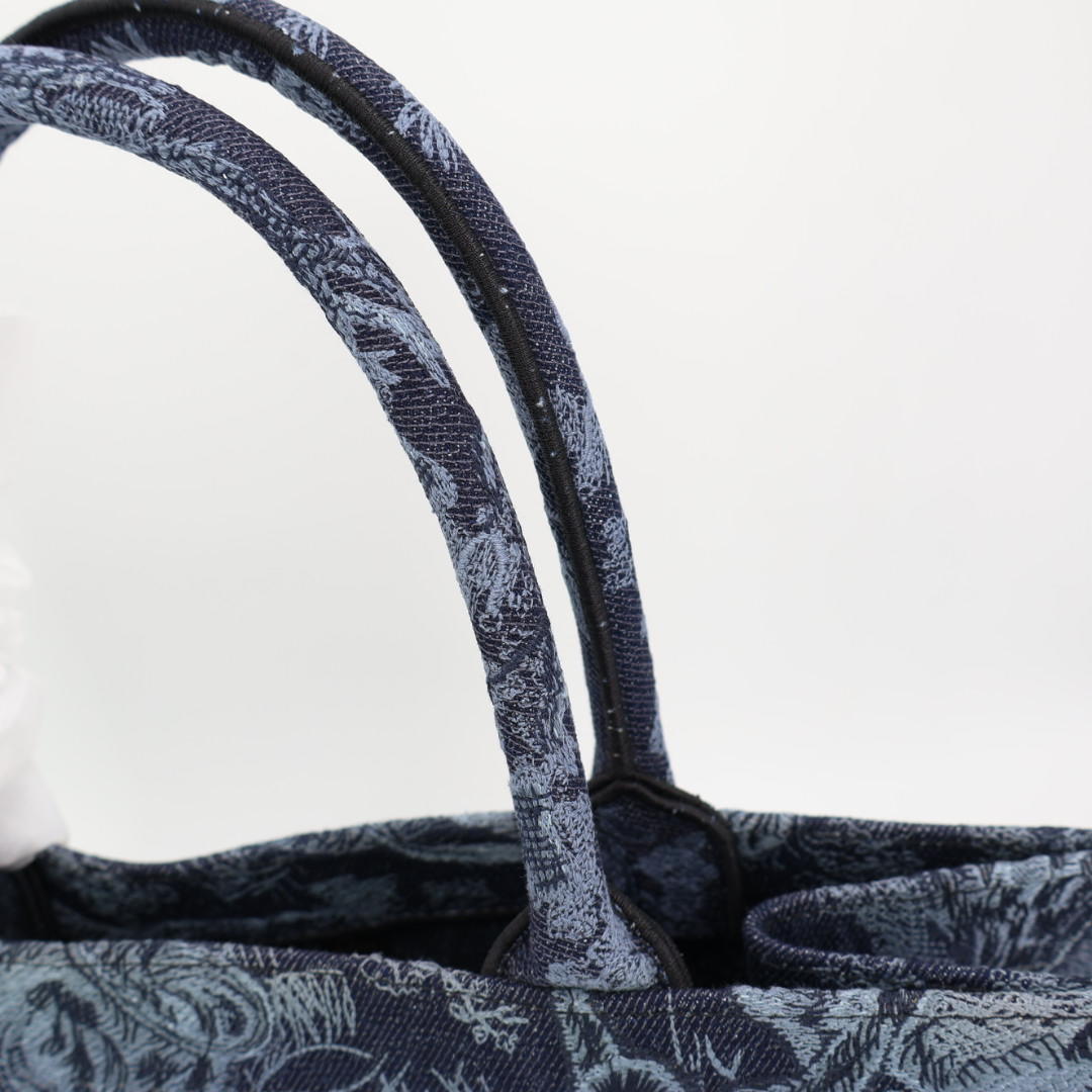 クリスチャンディオール Christian Dior TOILE DE JOUY ディオール ブック トート ミディアム M1296ZEBL バッグ 美品
