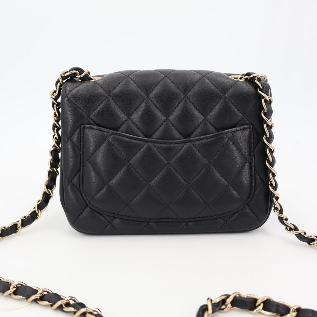シャネル CHANEL ミニフラップバッグ チェーンショルダー 2019SS マトラッセ A35200 黒 ゴールド金具 ラムスキン レディース 美品