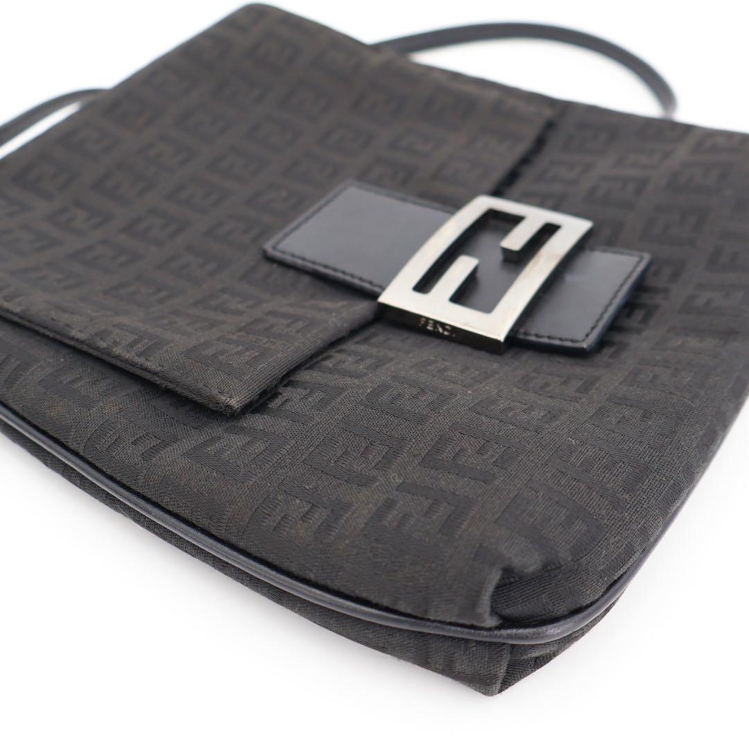 フェンディ FENDI Zucchino ズッキーノ Messenger Shoulder Bag メッセンジャー ショルダーバッグ 8BT075