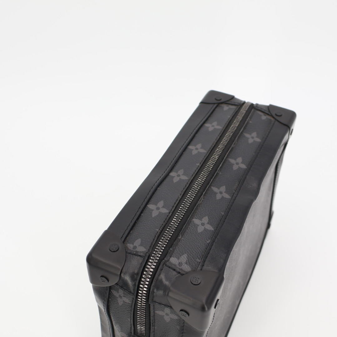 ルイヴィトン LOUIS VUITTON　モノグラム エクリプス ソフトトランク ショルダー バッグ ブラック M44730