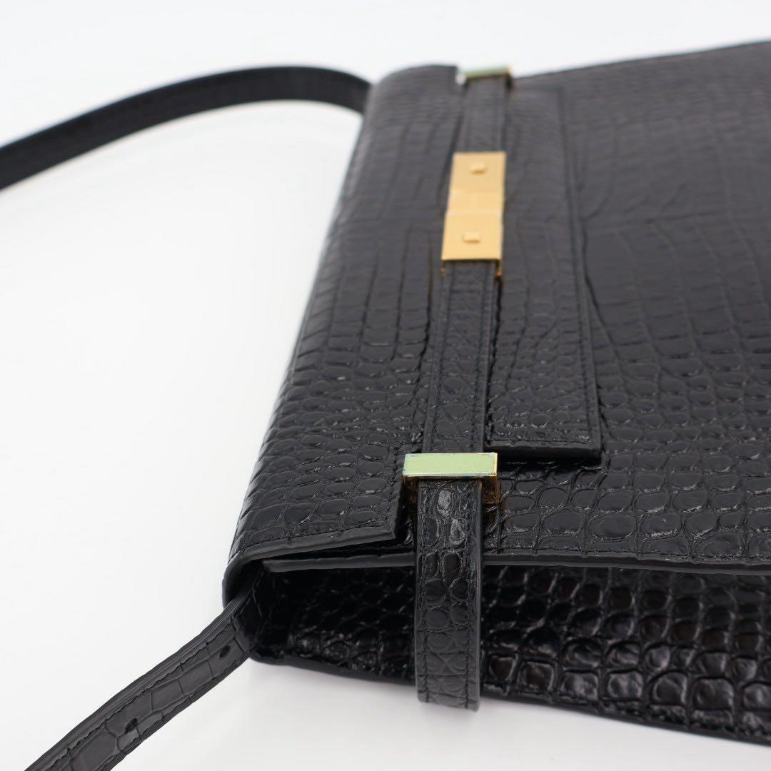 サンローラン Saint Laurent ショルダーバッグ マンハッタン ミディアム 型押しレザー 美品