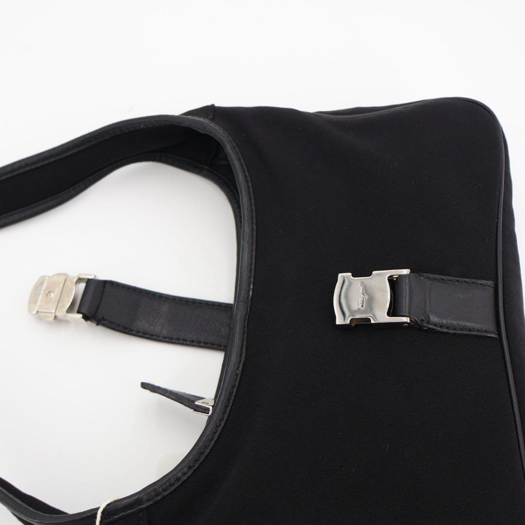 フェラガモ Ferragamo サルヴァトーレ フェラガモ ショルダーバッグ ワンショルダー ブラック ナイロン×レザー