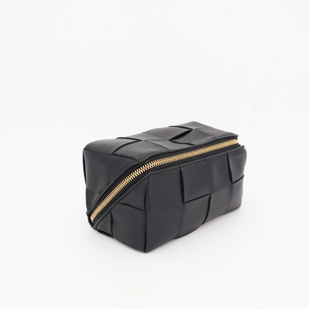 ボッテガ·ヴェネタBOTTEGA VENETA ヴェネタ ジップアップ ウォッシュ バッグ