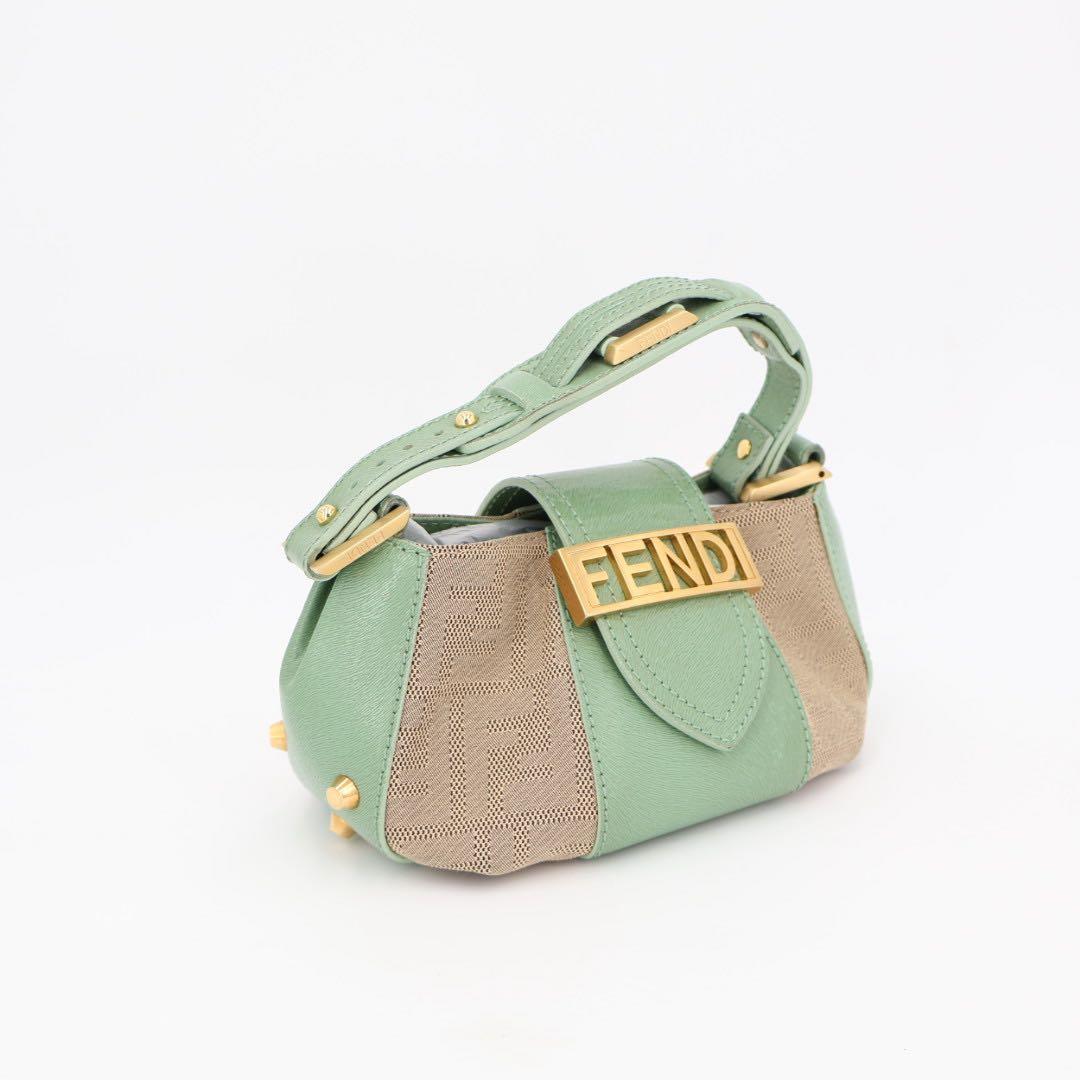 フェンディ Fendi ベージュ グリーン ズッカ キャンバス レザー バゲット ショルダーバッグ