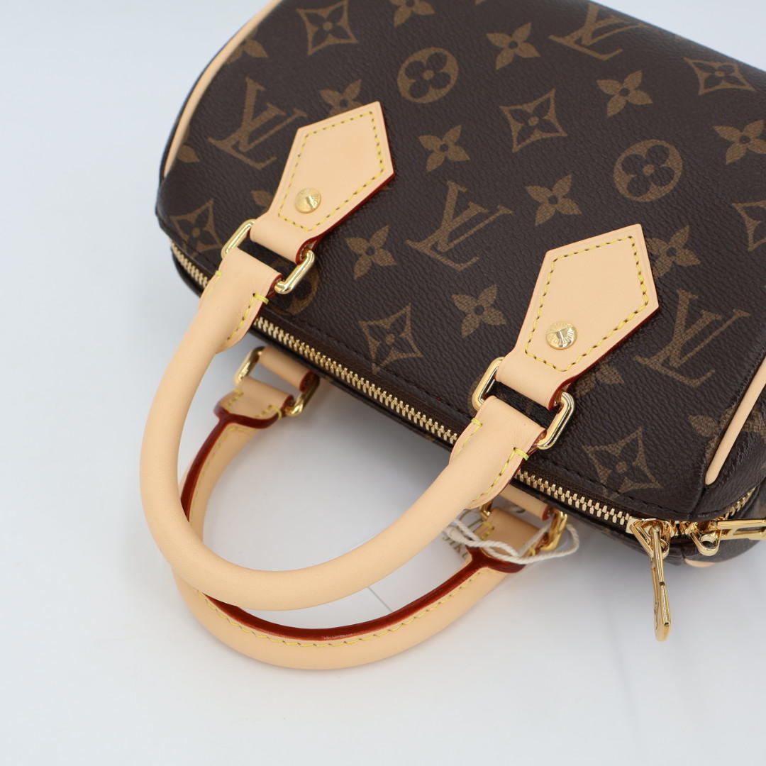 ルイ ヴィトン LOUIS VUITTON スピーディ バンドリエール 20 モノグラム レザー ブラック 2WAYバッグ ルイヴィトン ショルダーバッグ ルイヴィトン ハンドバッグ レディース スピーディ20 ミニバッグ ブランド 美品