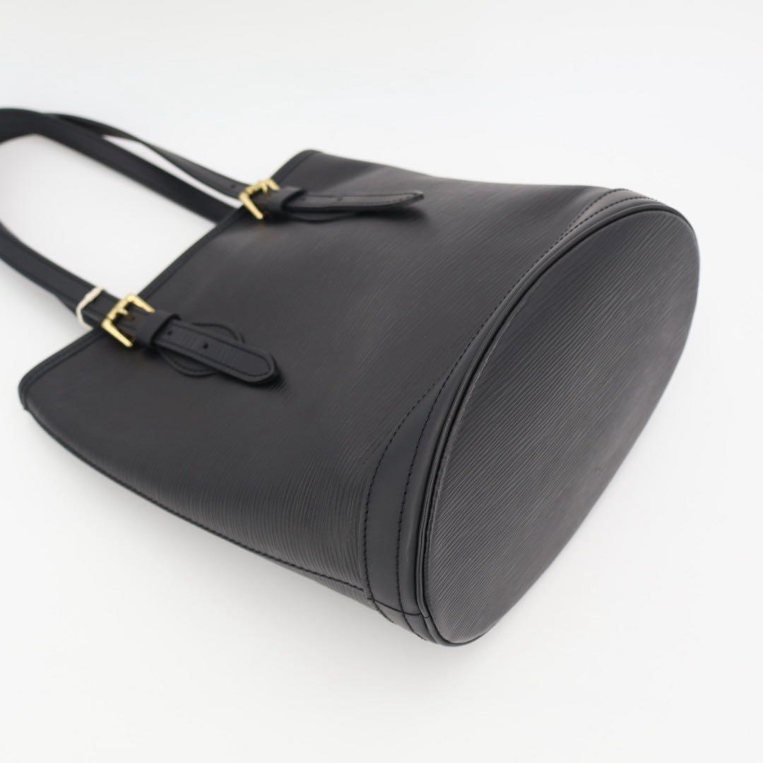ルイヴィトン LOUIS VUITTON エピ バケットPM・ショルダーバッグ