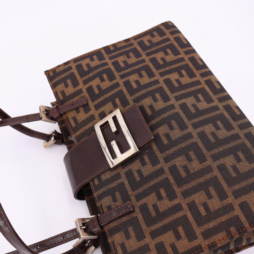 フェンディ FENDI ズッカ柄 FF柄 ロゴ トートバッグ ハンドバッグ ブラウン系