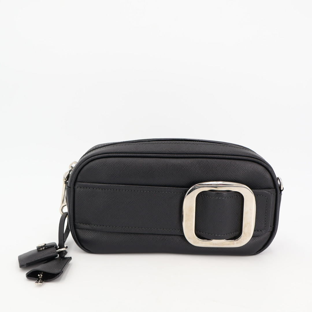 プラダ PRADA クロスボディ サフィアーノ ショルダー　バッグ　　PRADA　黒　ネロ