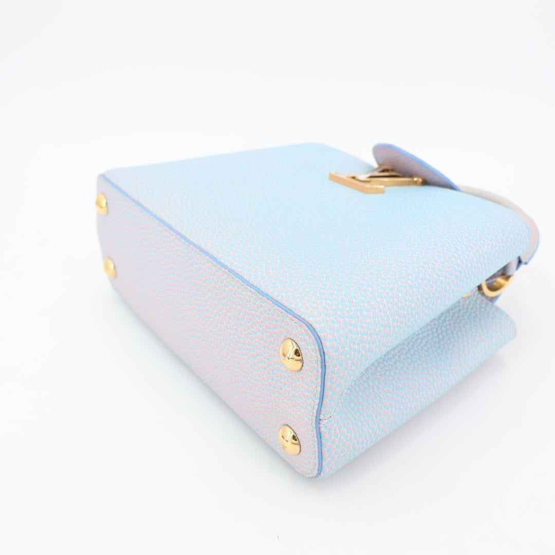 ルイヴィトン LOUIS VUITTON カプシーヌBB ハンドバッグ　ブルー ピンク レディース 美品
