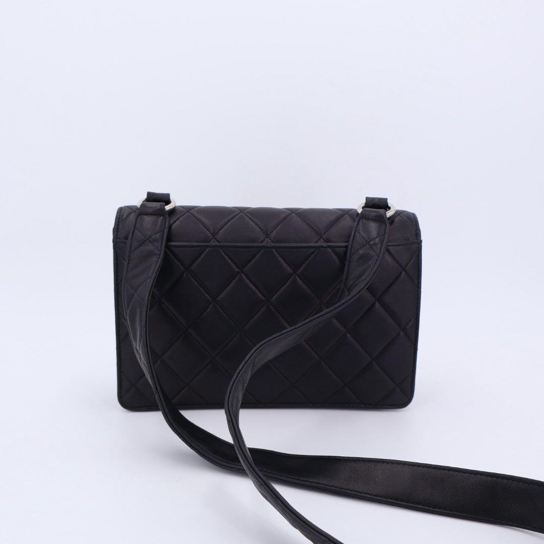 シャネル CHANEL ショルダーバッグ