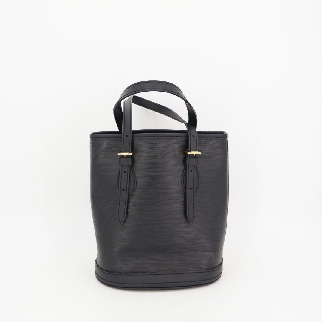 ルイヴィトン LOUIS VUITTON エピ バケットPM・ショルダーバッグ
