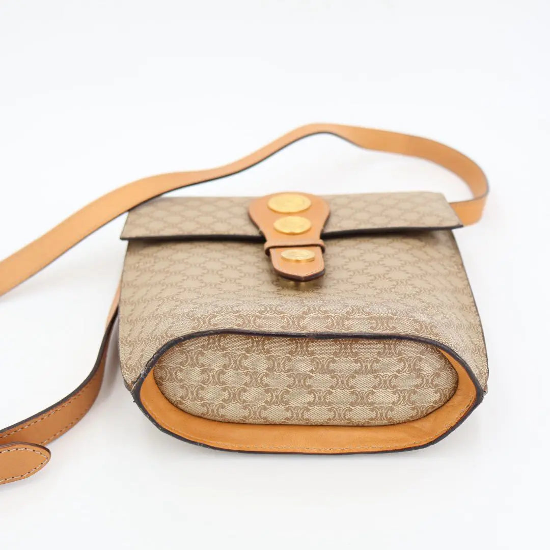 セリーヌ CELINE マカダム ブラゾン トリオンフ 柄 メダル コイン モチーフ 金具 レザー ショルダーバッグ