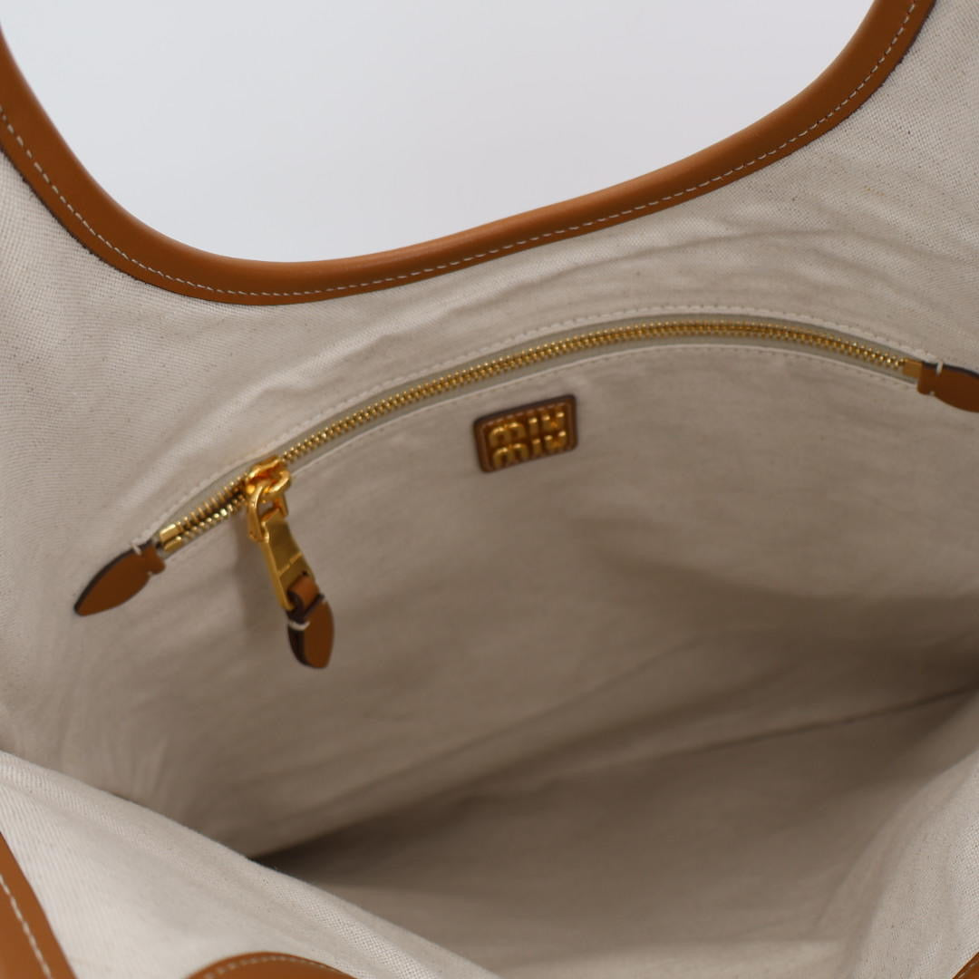 ミュウミュウ MIU MIU Ivy バッグ 美品