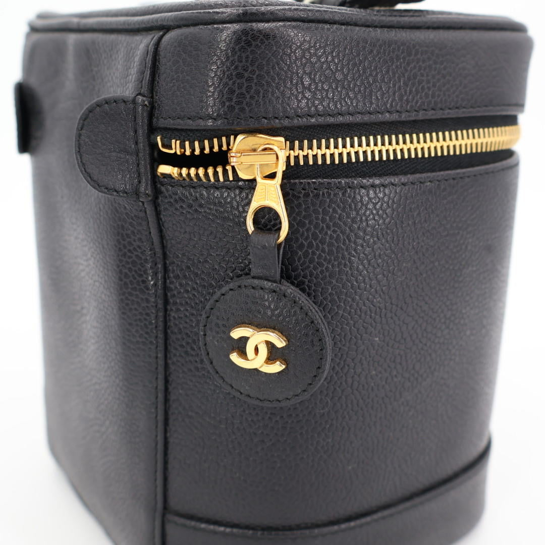 シャネル CHANEL ハンドバッグ バニティバッグ キャビアスキンレザー ブラック
