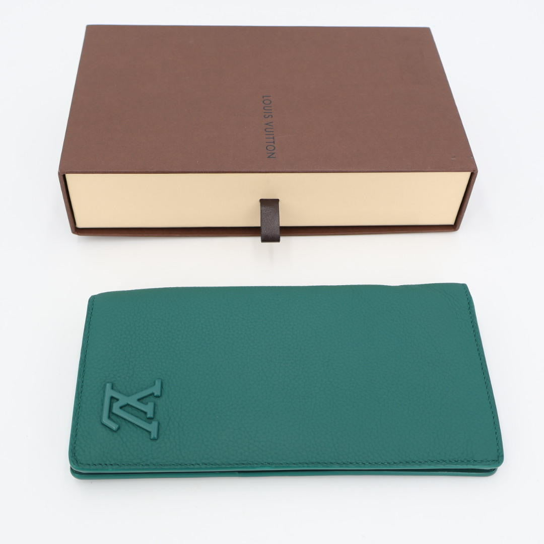 ルイヴィトン LOUIS VUITTON ポルトフォイユブラザ 長財布 グリーン