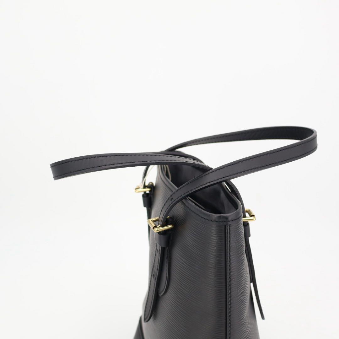 ルイヴィトン LOUIS VUITTON エピ バケットPM・ショルダーバッグ