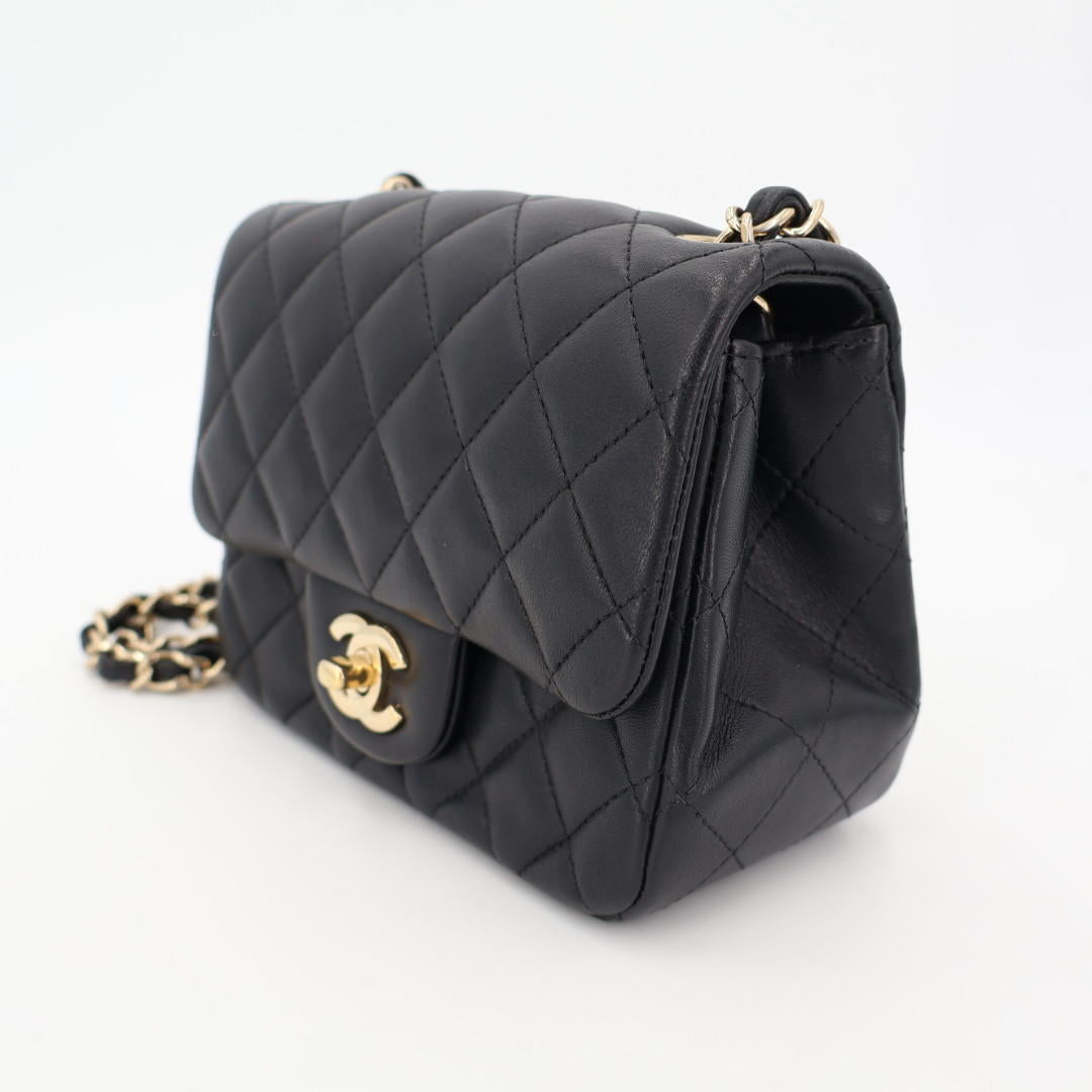 シャネル CHANEL ミニフラップバッグ チェーンショルダー 2019SS マトラッセ A35200 黒 ゴールド金具 ラムスキン レディース 美品