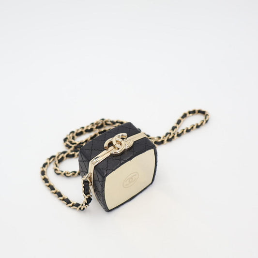 シャネル CHANEL ミラーチェーンクラッチ 小物入れ 小物 アクセサリー ココマーク ロゴ 31番台