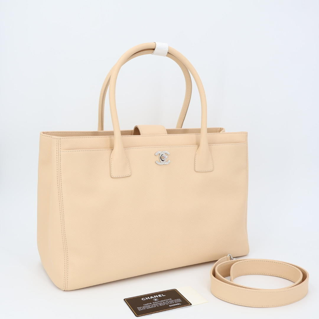 CHANEL シャネル エグゼクティブトート 2WAY ベージュ ゴールド金具 レディース キャビアスキン トートバッグST付 12番台