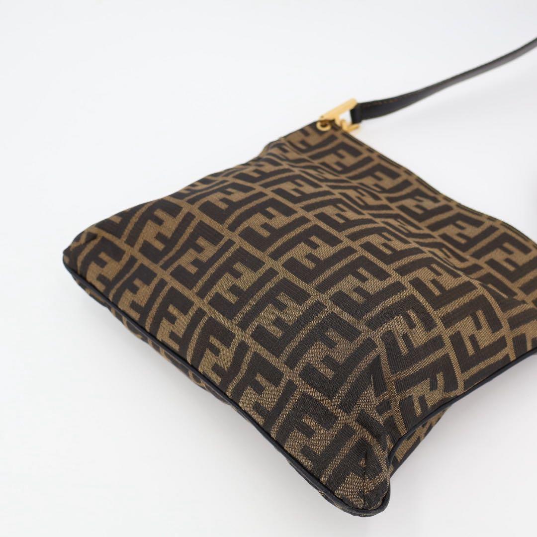 フェンディ FENDI トートバッグ ワンショルダー 2WAY 肩掛け 手提げ ズッカ柄 キャンバス×レザー 茶
