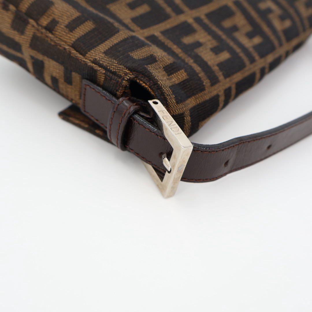 フェンディ Fendi マンマバケット ハンドバッグ