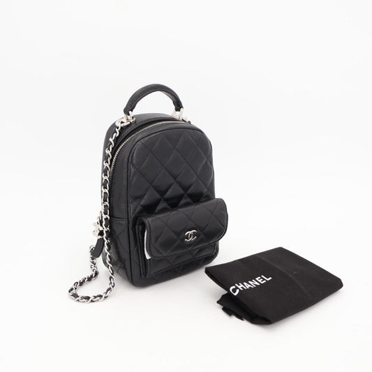 シャネル CHANEL チェーンミニバックパック リュックサック バックパック バッグ キャビアスキン(グレインドカーフ) レディース ブラック系 美品