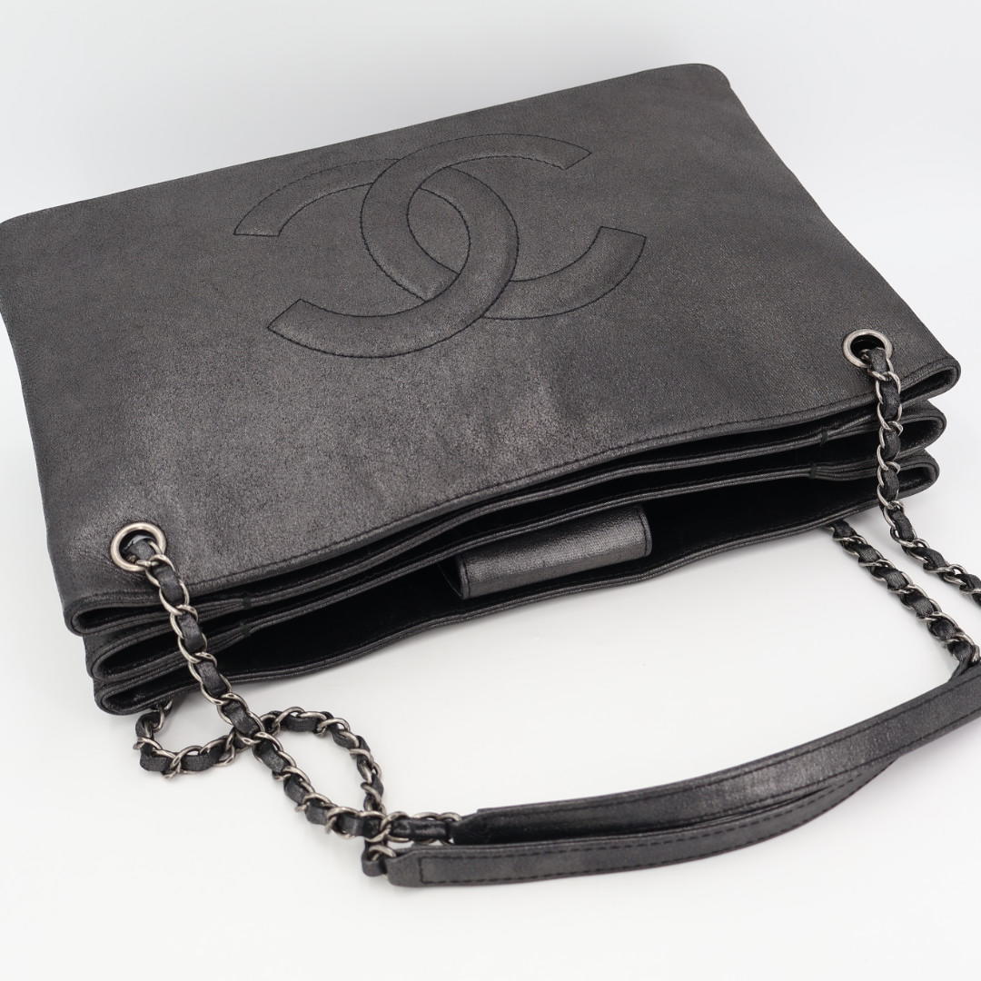 シャネル CHANEL CC ショッピングトート 虹色カーフスキン イーストウエスト