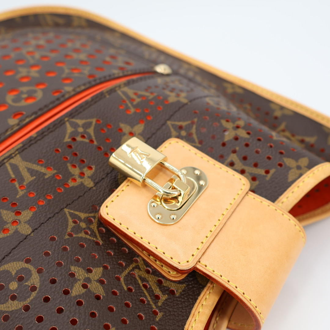 ルイ ヴィトン LOUIS VUITTON モノグラム ペルフォ ミュゼット ショルダー バッグ オランジュ