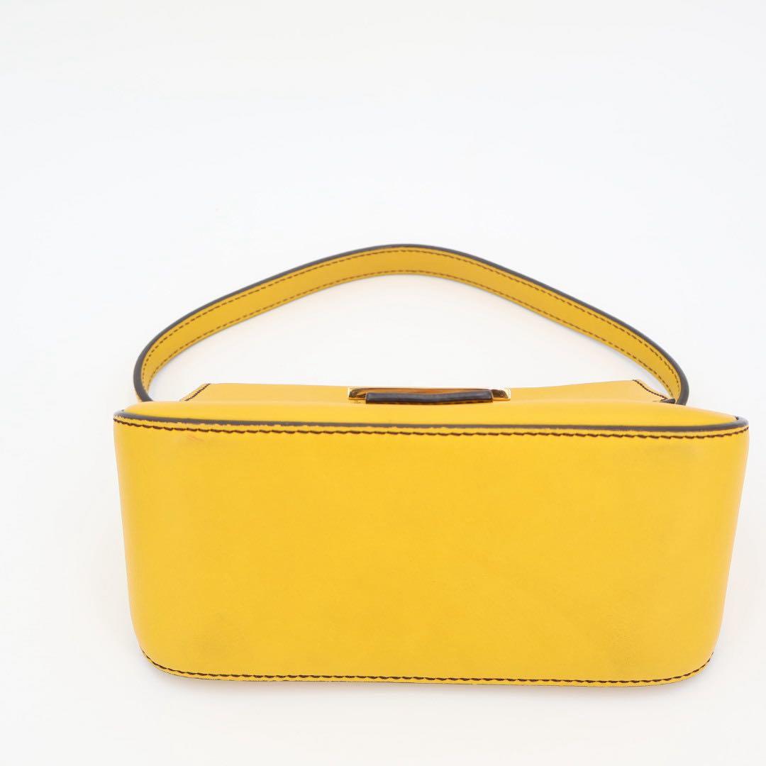 フェンディ Fendi マンマバケット ショルダーバッグ